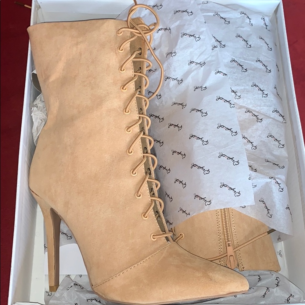 Brand new heel boots!